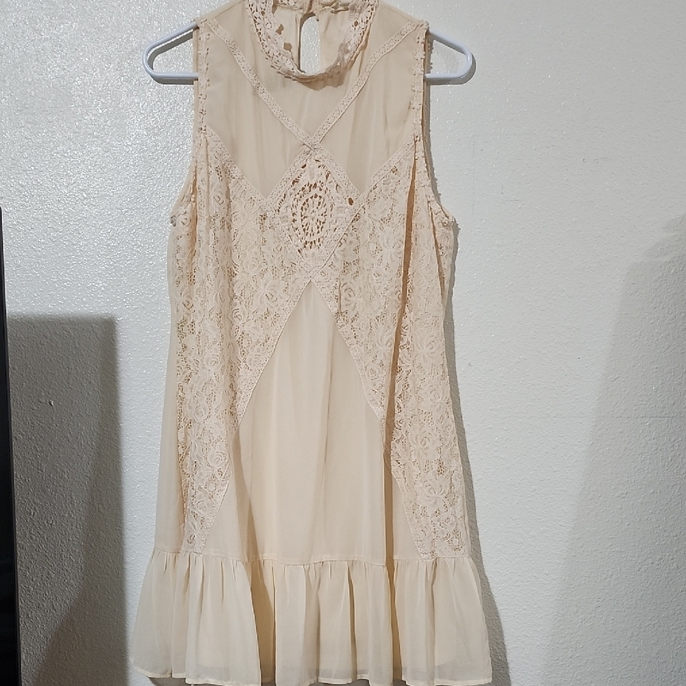 Entro Cream Lace Detail Top